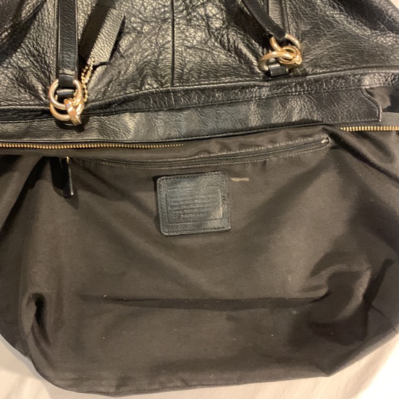 Coach - Picture 6 of 13